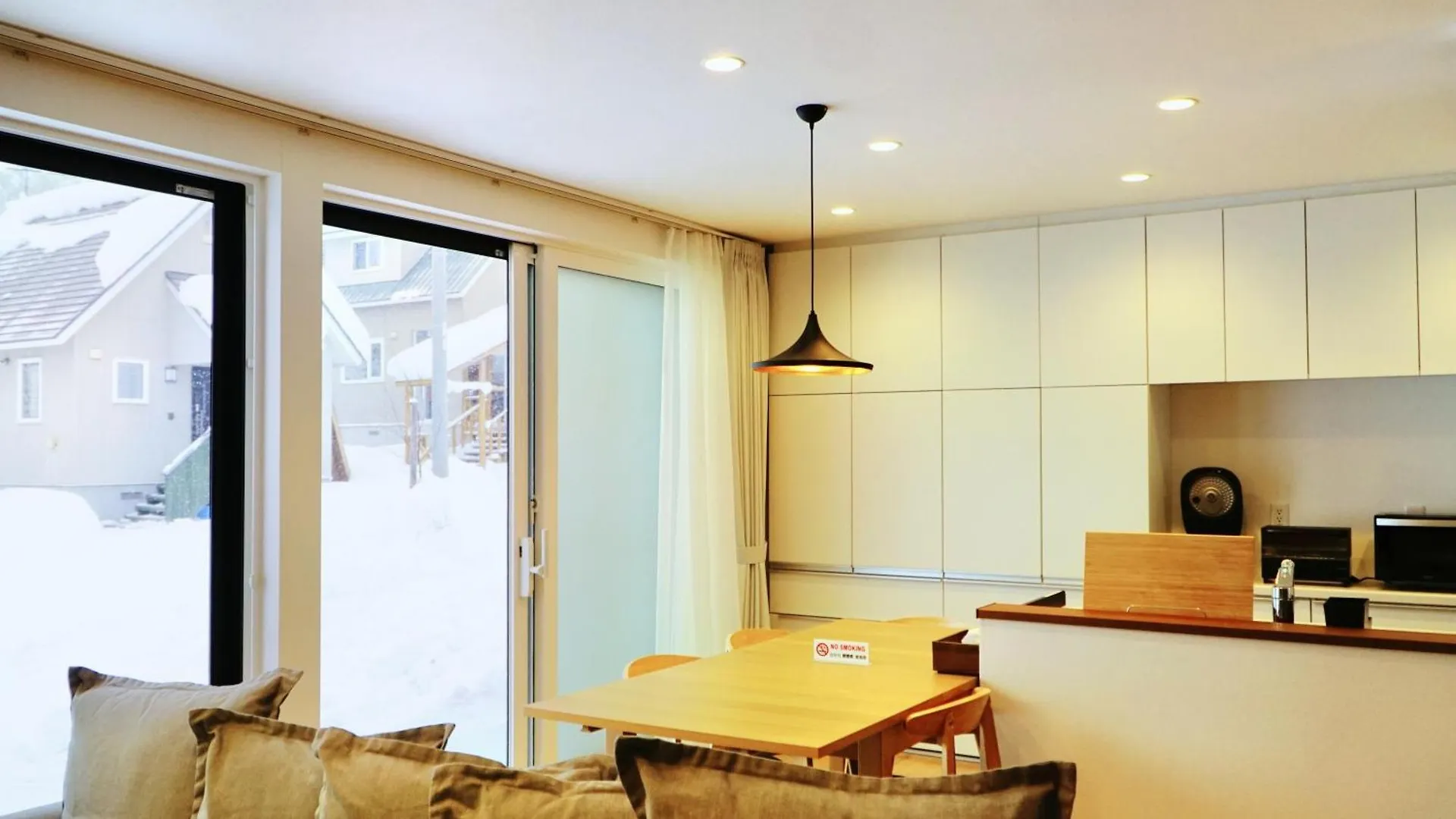Niseko White Villas1 0*,